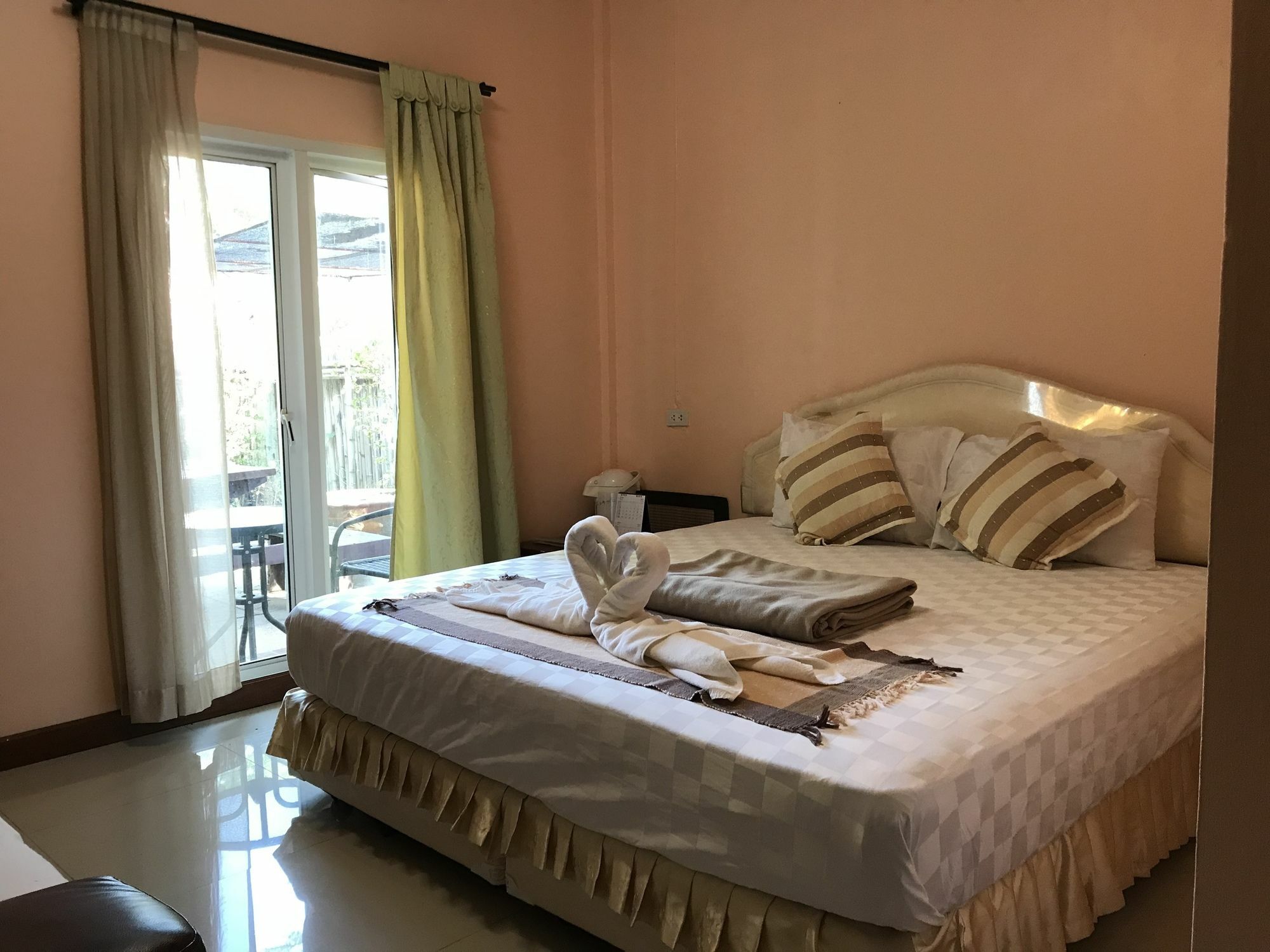 Green Leaf Resort 素辇 外观 照片